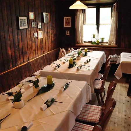 Gasthof Weyerhof *