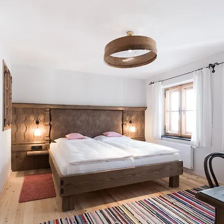 Weyerhof * ブラームベルク・アム・ヴィルトコーゲル