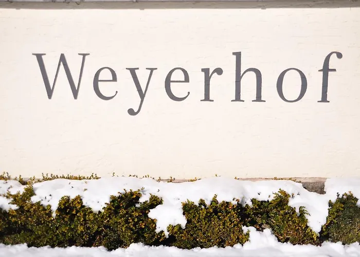 Weyerhof Landhaus *