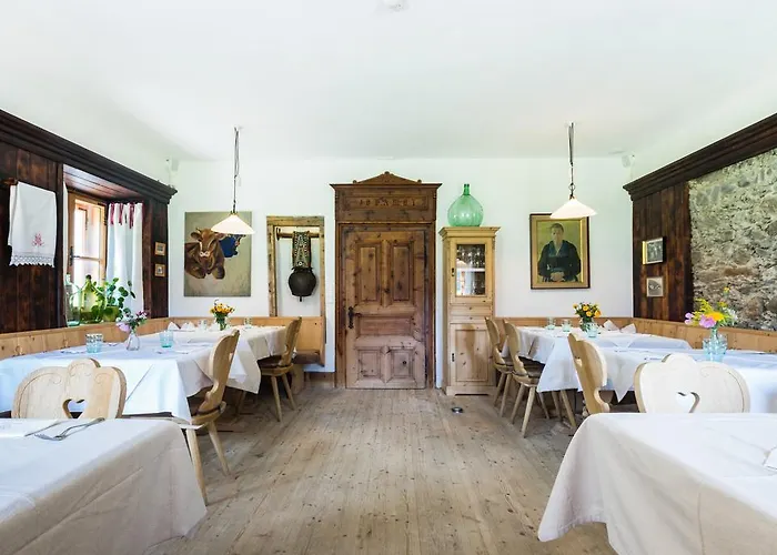Weyerhof Landhaus *